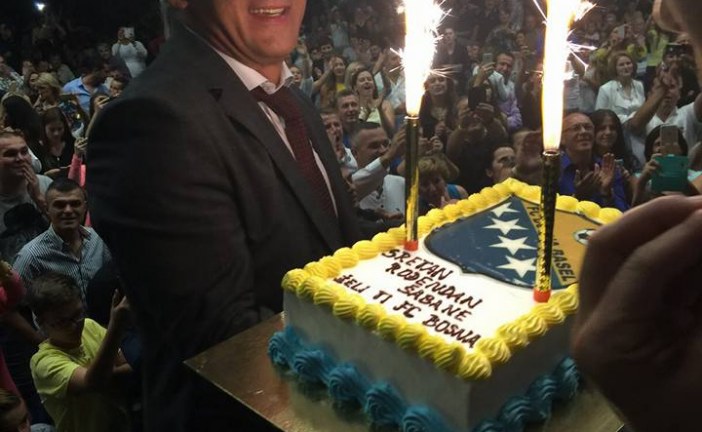 I rođendanska torta za kralja narodne muzike Šabana Šaulića