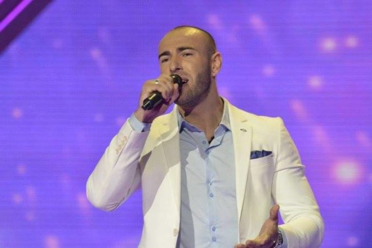 Adnan Nezirov poručio krajišnicima uz Bosansku kahvu Bosansku vodu Bosanske pjevače treba se družiti i Bosanac biti