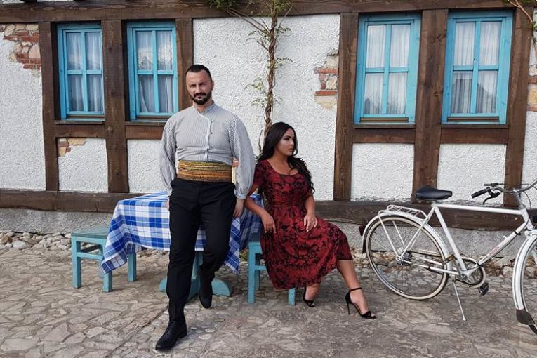 “ZA SVE KASNO JE” NOVI SINGL AMRE HALEBIĆ